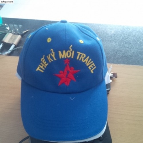 May nón du lịch đồng phục đẹp, may, in, thêu logo thương hiệu nhanh