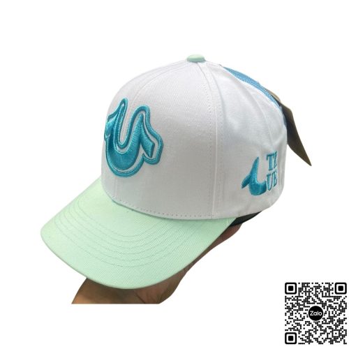 Nón kết thời trang phối màu